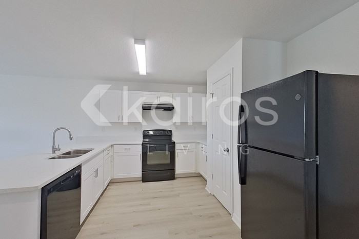 8045 99th Avenue - Photo 7 of 22