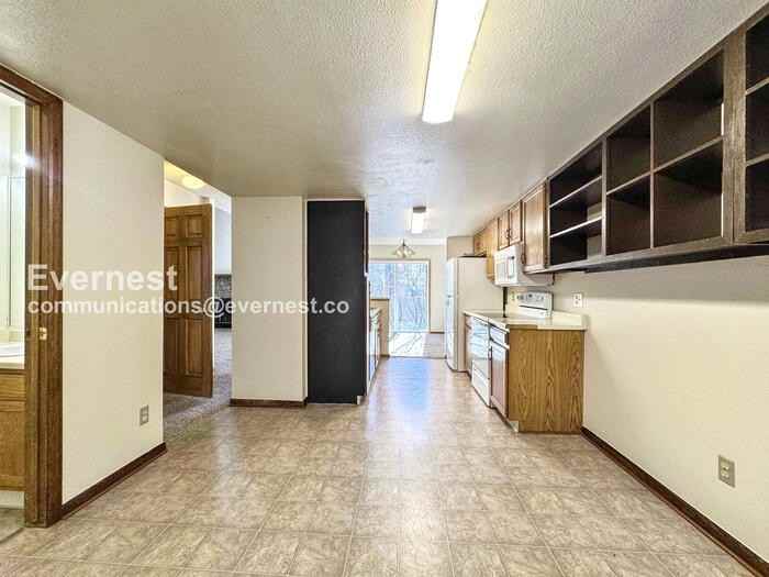 11595 E Cornell Cir - Photo 5 of 31