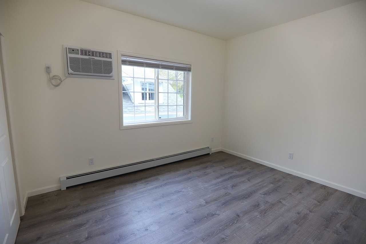 Bernard 435 - Photo 7 of 22