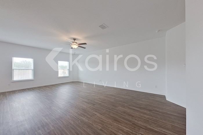 946 Shady Brk - Photo 4 of 25