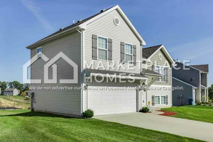 4722 Torrington Dr Se - Photo 3 of 28