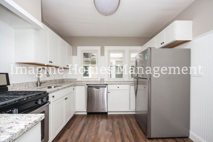 2214 Northland Avenue - Photo 6 of 12