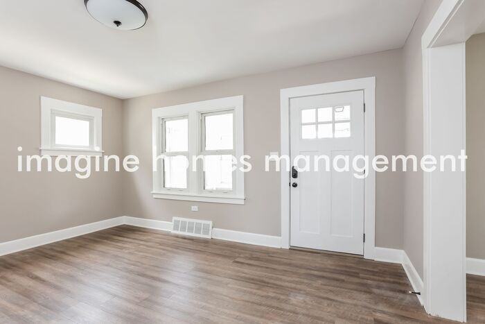 5170 Oakmont Drive - Photo 4 of 18