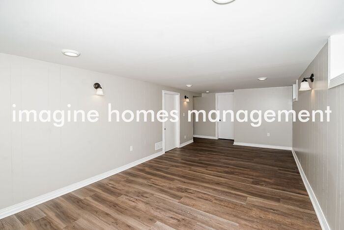 3409 Kyle Avenue North - Photo 6 of 15