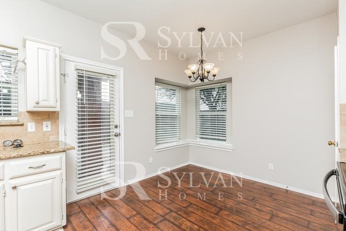 1428 Willow Wood Dr - Photo 6 of 15