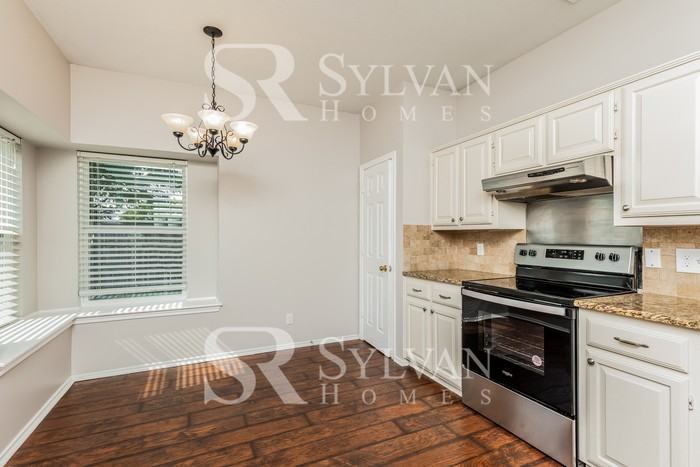 1428 Willow Wood Dr - Photo 7 of 15