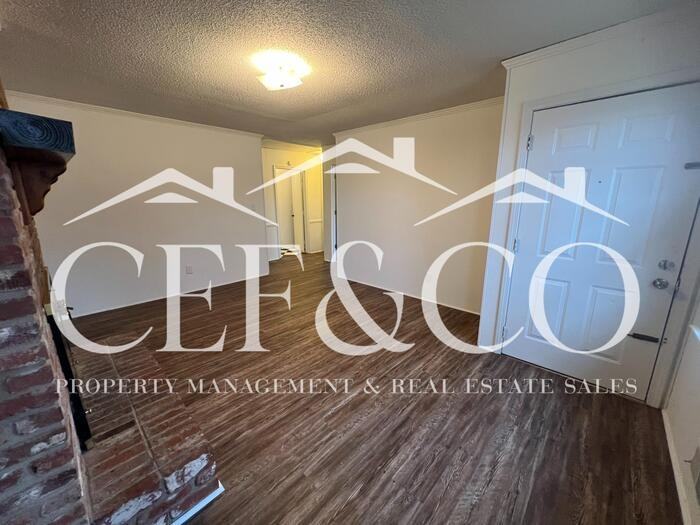 206 Tanglewood Rd - Photo 3 of 15