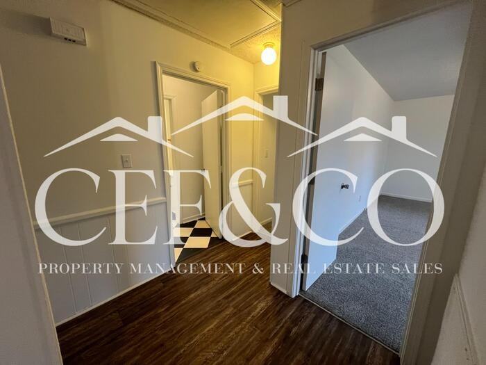 206 Tanglewood Rd - Photo 4 of 15