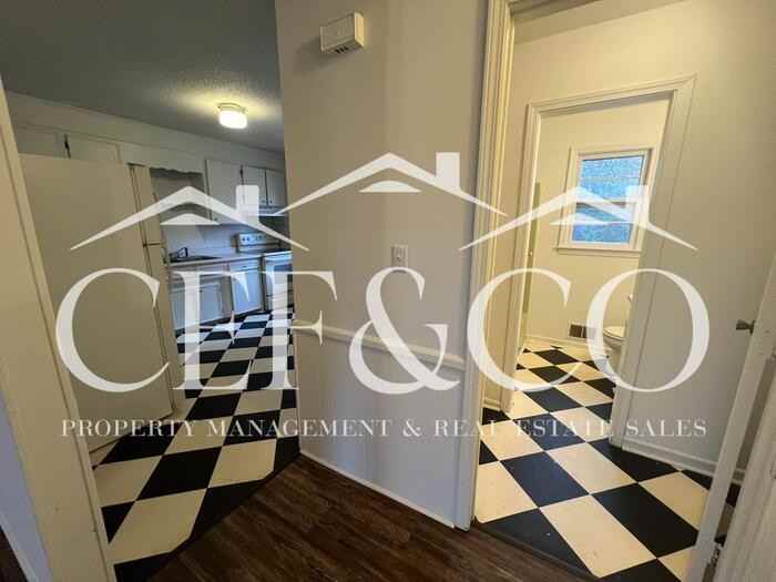 206 Tanglewood Rd - Photo 5 of 15