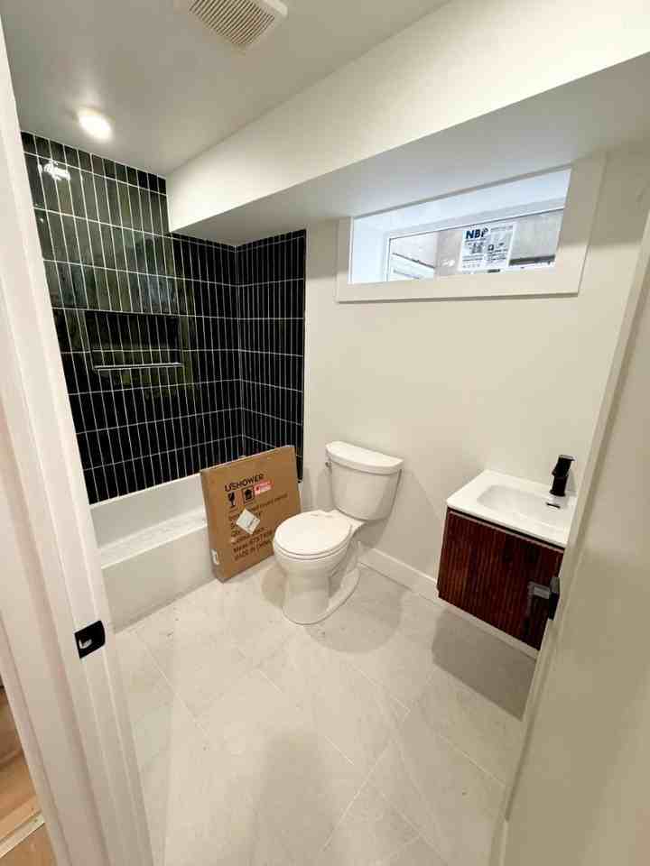 116 E Huntingdon St - Photo 3 of 10