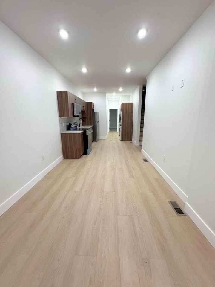 116 E Huntingdon St - Photo 7 of 10