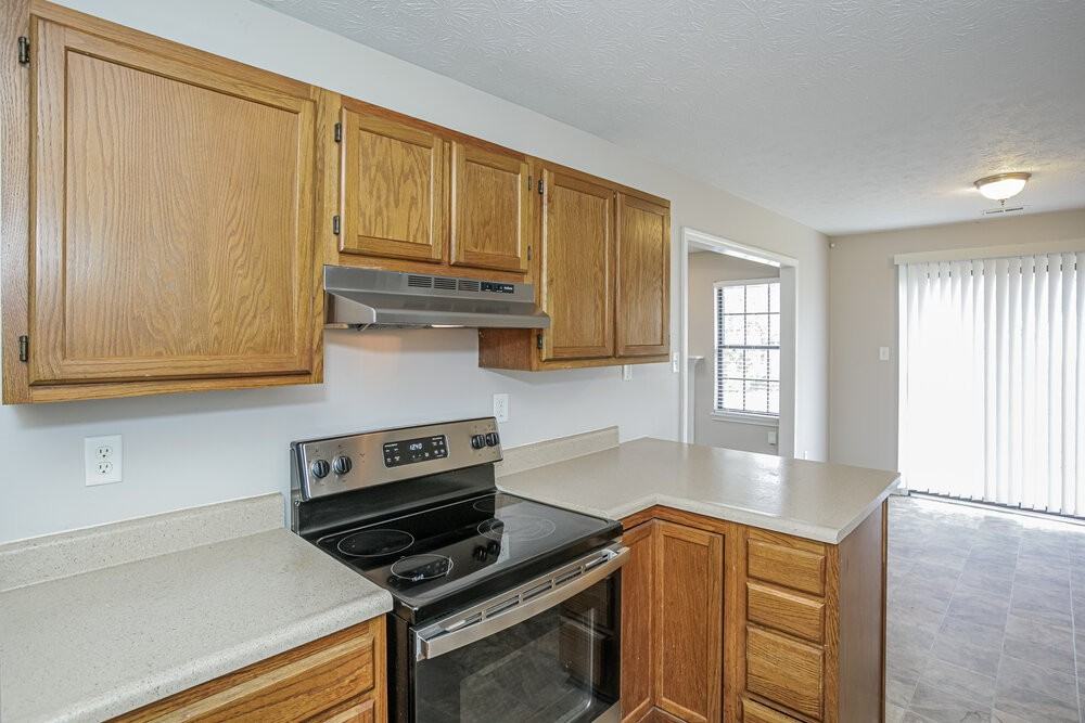 5040 Harpers Lane - Photo 7 of 16