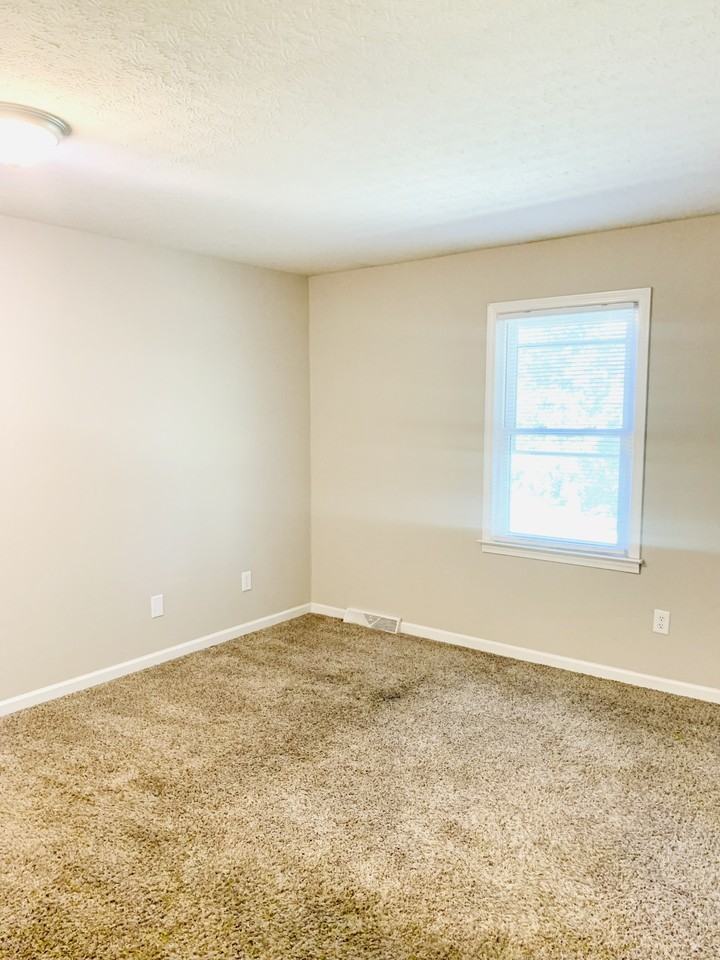 1609 Flanigan Ct #C - Photo 7 of 11