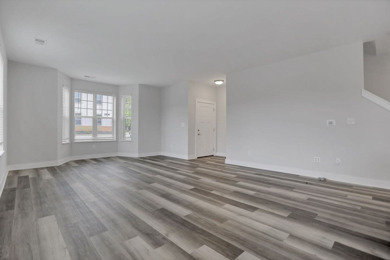 280 S State St #284-103 - Photo 3 of 29