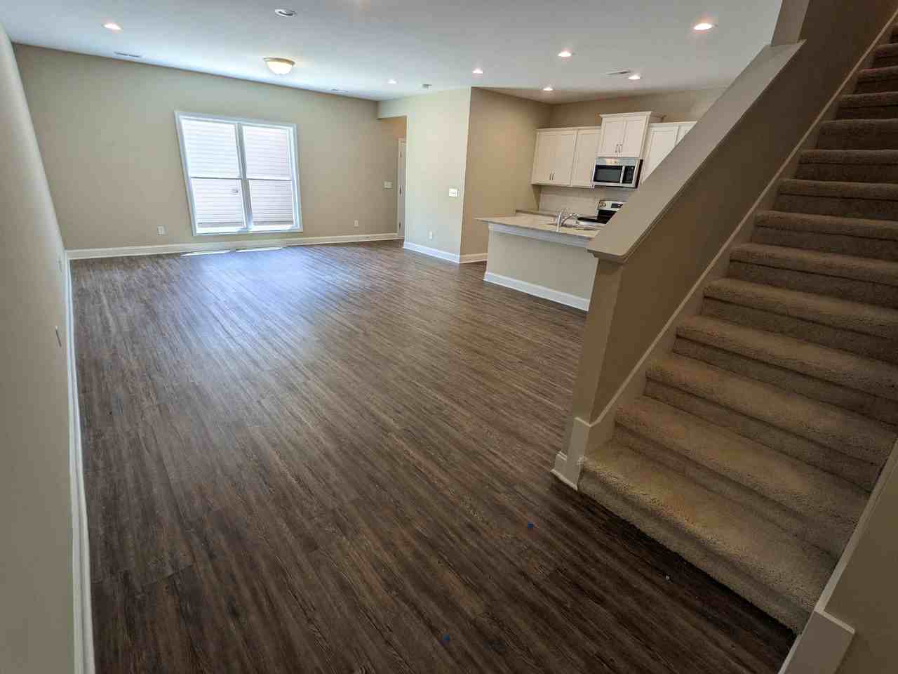 Mcclellan Way Se #3275 - Photo 4 of 11