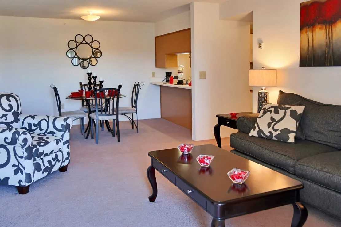 1088 E Chicago Blvd #08 - Photo 3 of 10