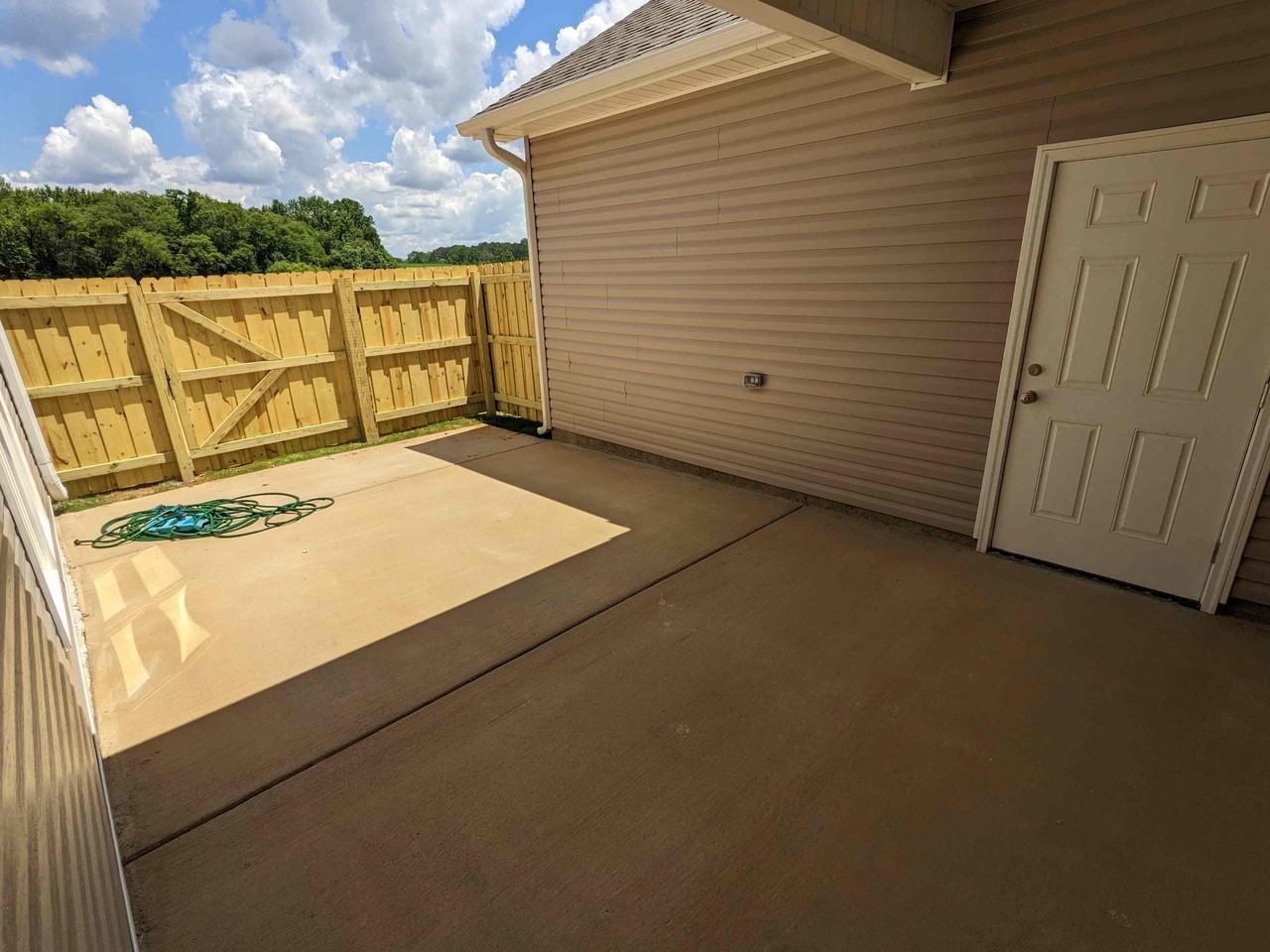 Mcclellan Way Se #3267 - Photo 2 of 11