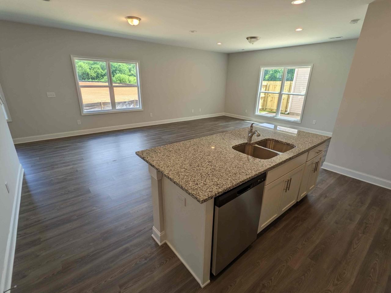 Mcclellan Way Se #3267 - Photo 7 of 11