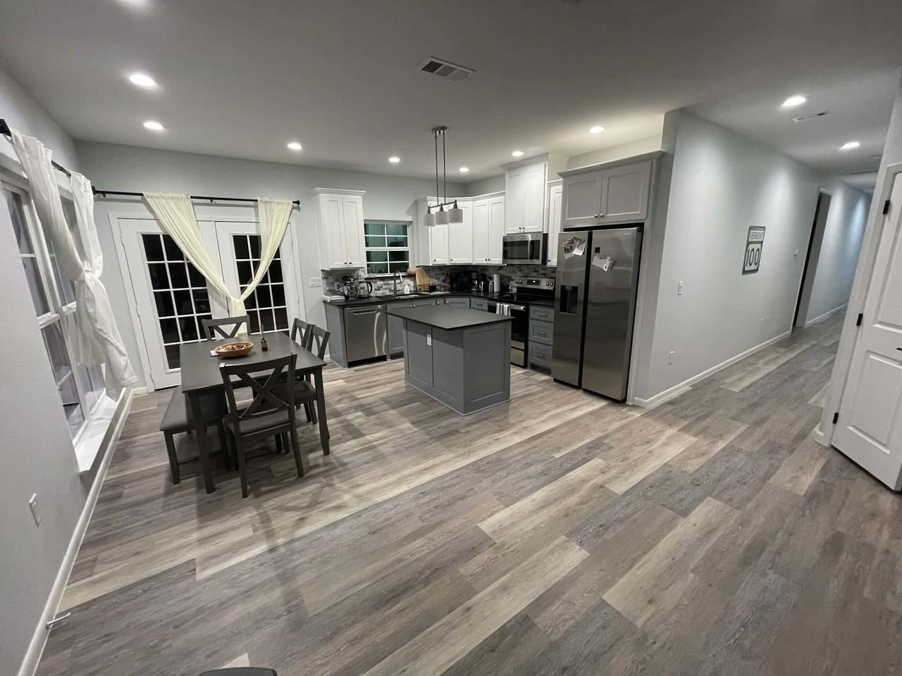 917 N 16th St #NA - Photo 2 of 19