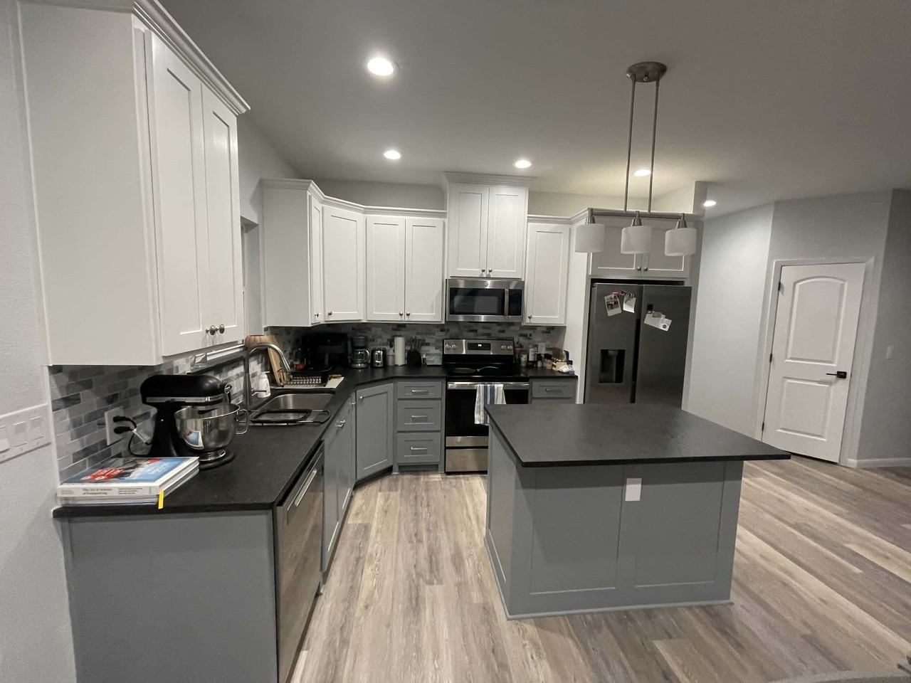 917 N 16th St #NA - Photo 3 of 19