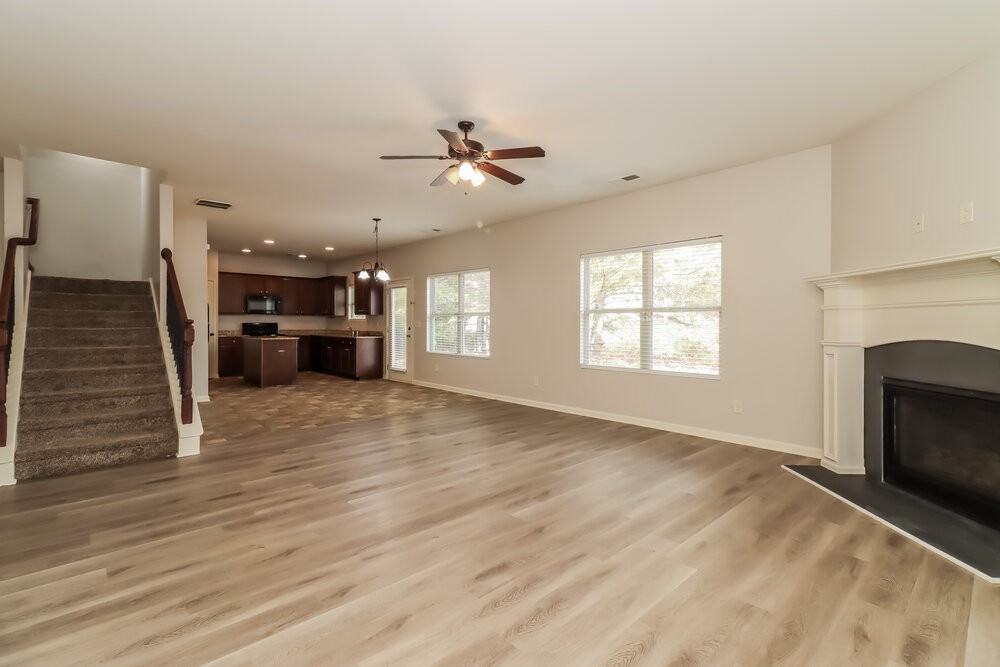 909 Walking Stick Trl - Photo 6 of 17