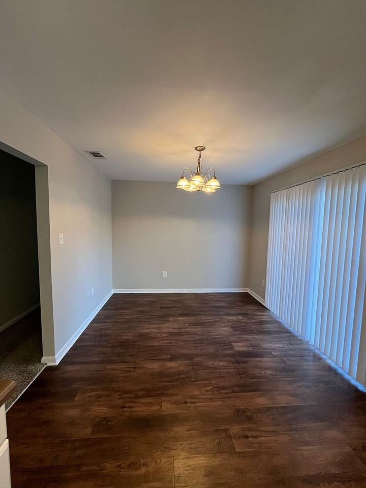 718 Atlanta Street - Photo 5 of 10