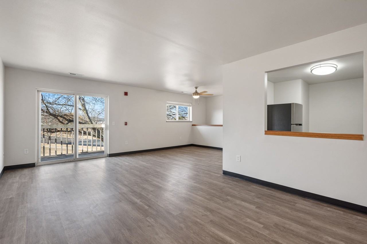 Riverstone Townhomes - Photo 3 of 15