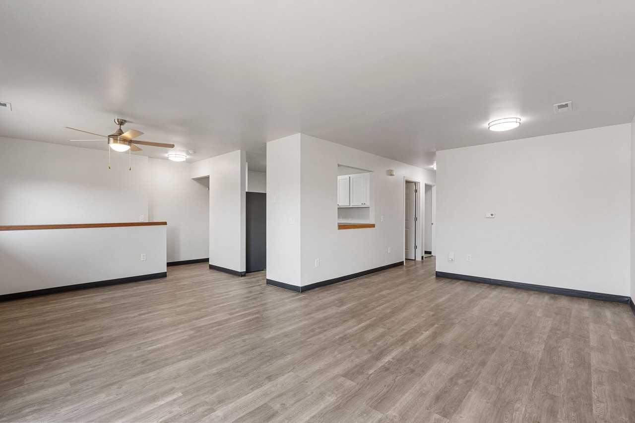 Riverstone Townhomes - Photo 4 of 15