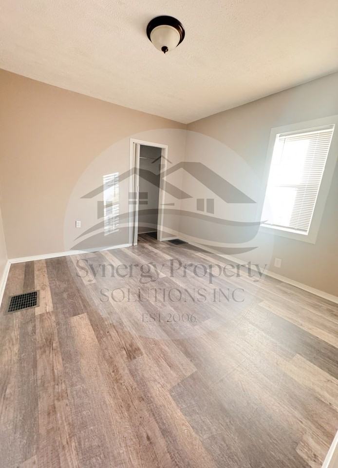 315 Boston Ave - Photo 3 of 12