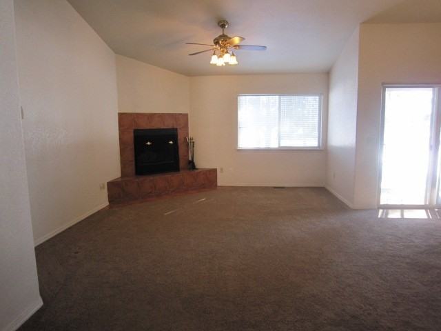 360 East Golf Place #B - Photo 4 of 11