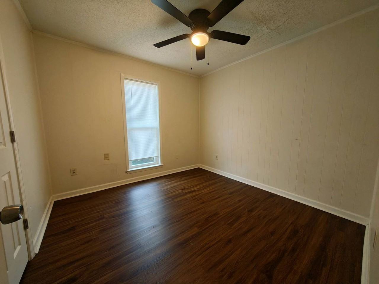 580 Blackhawk Road - Photo 5 of 9