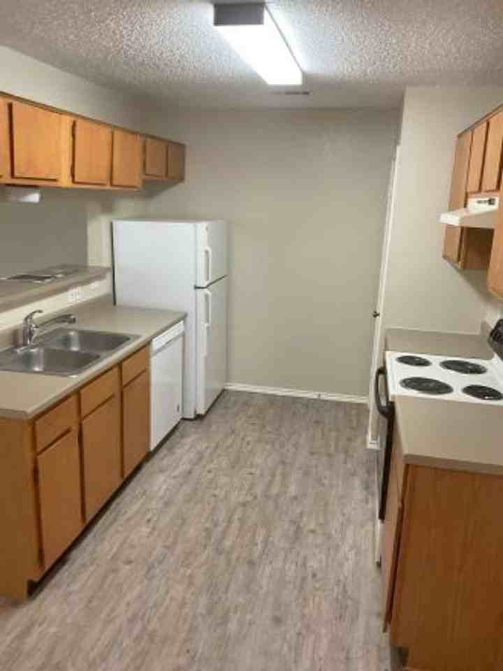 383 Fantail Loop Apt B - Photo 4 of 7