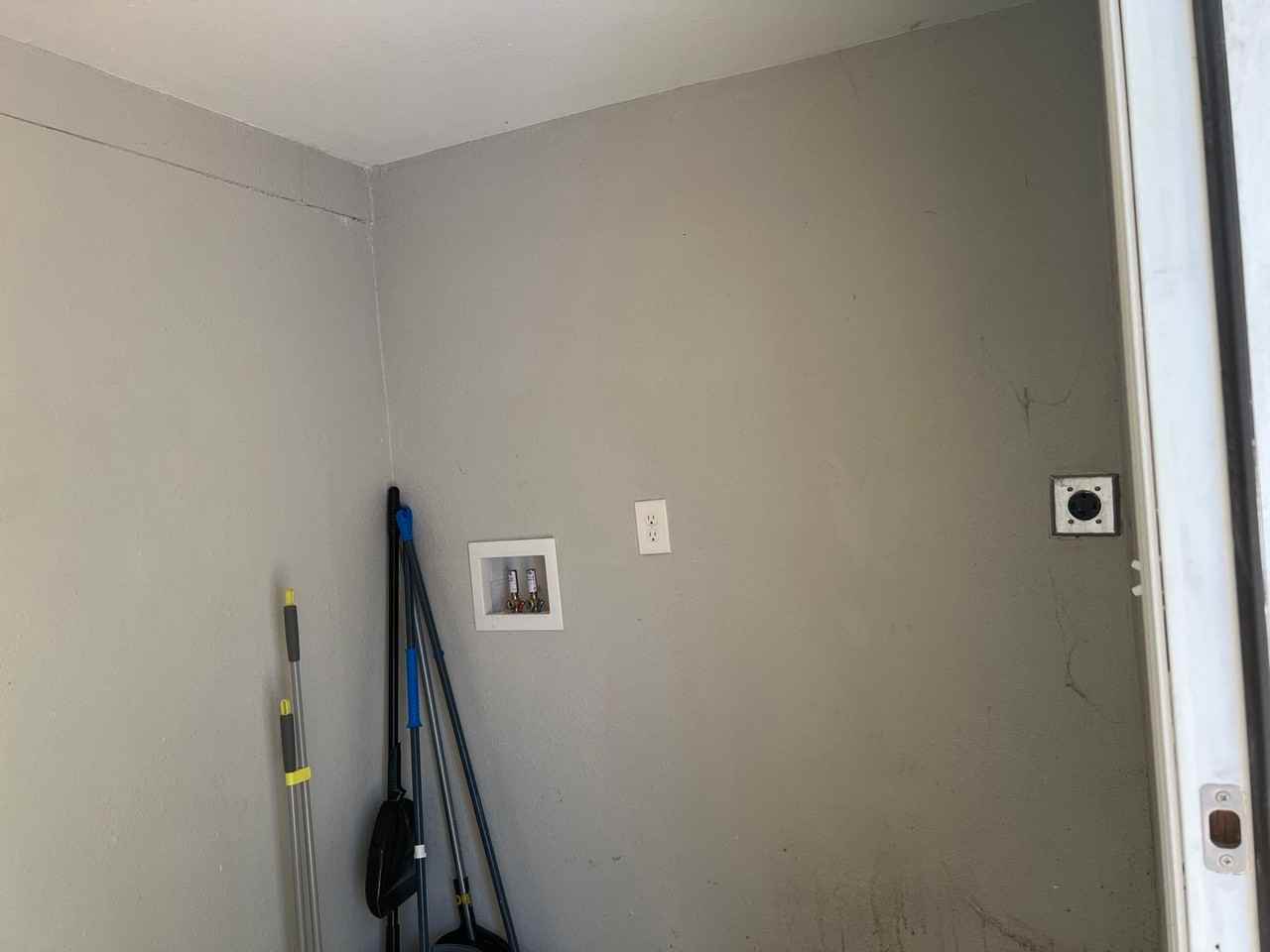 1518 S Taylor St - Photo 7 of 17