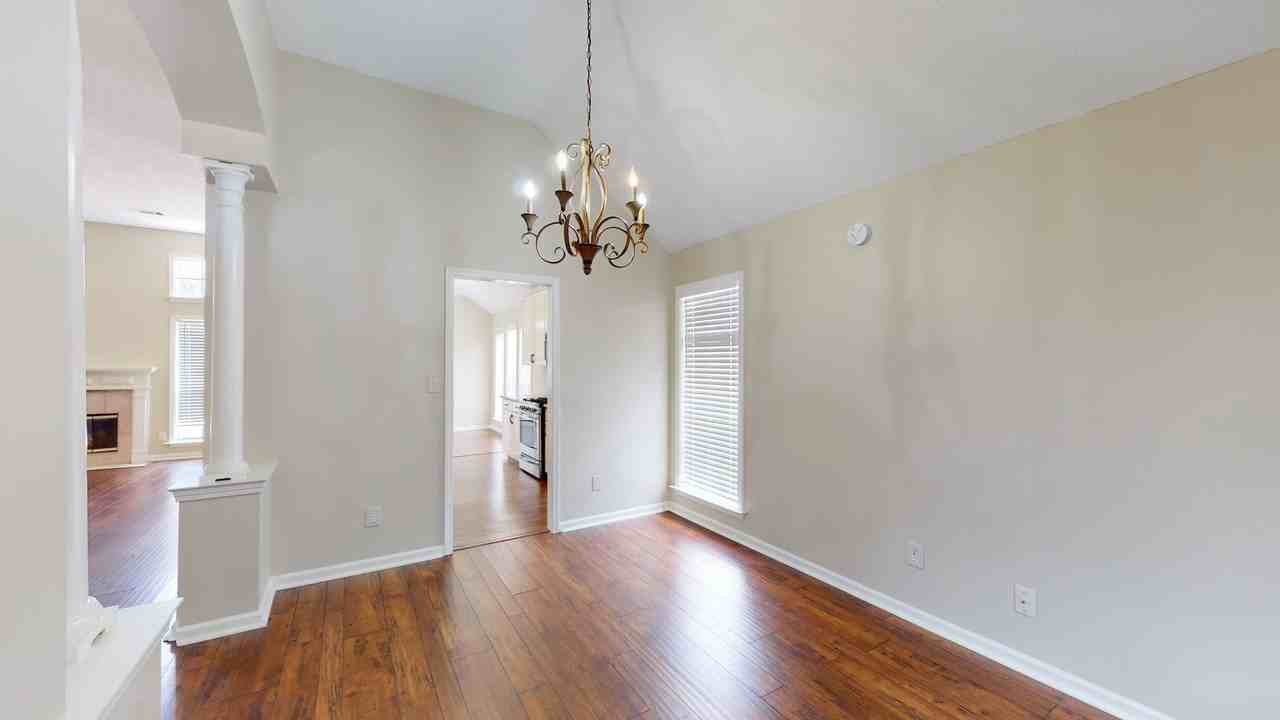 7309 Senderson Ct - Photo 3 of 31