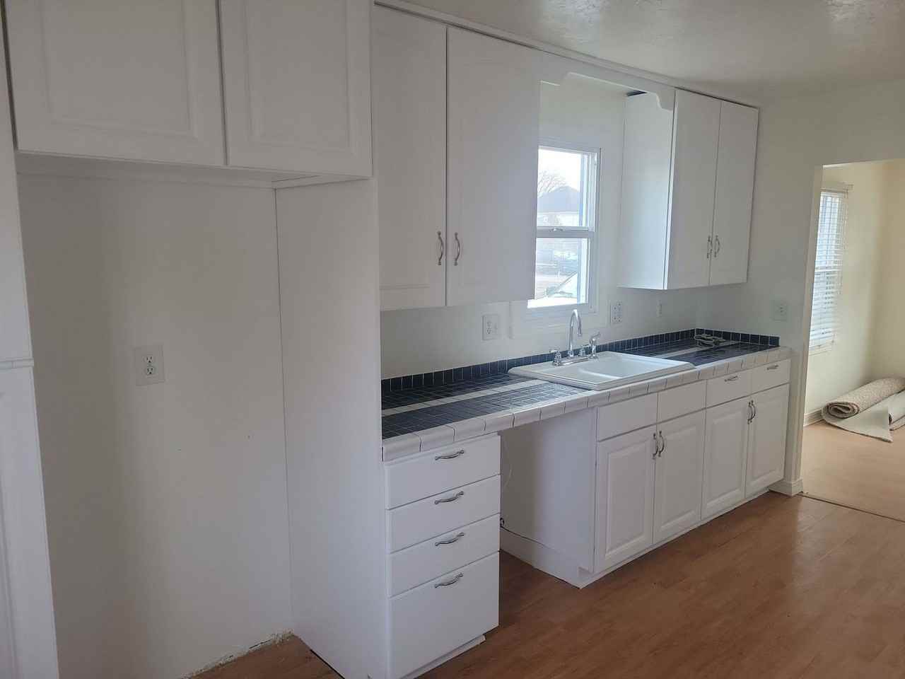 318 South Date Street - Photo 2 of 12