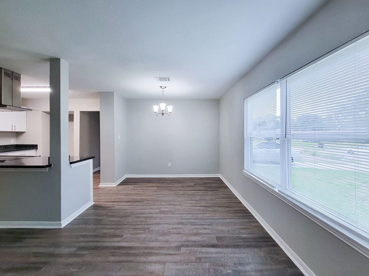 5242 Keystone Street - Photo 5 of 23