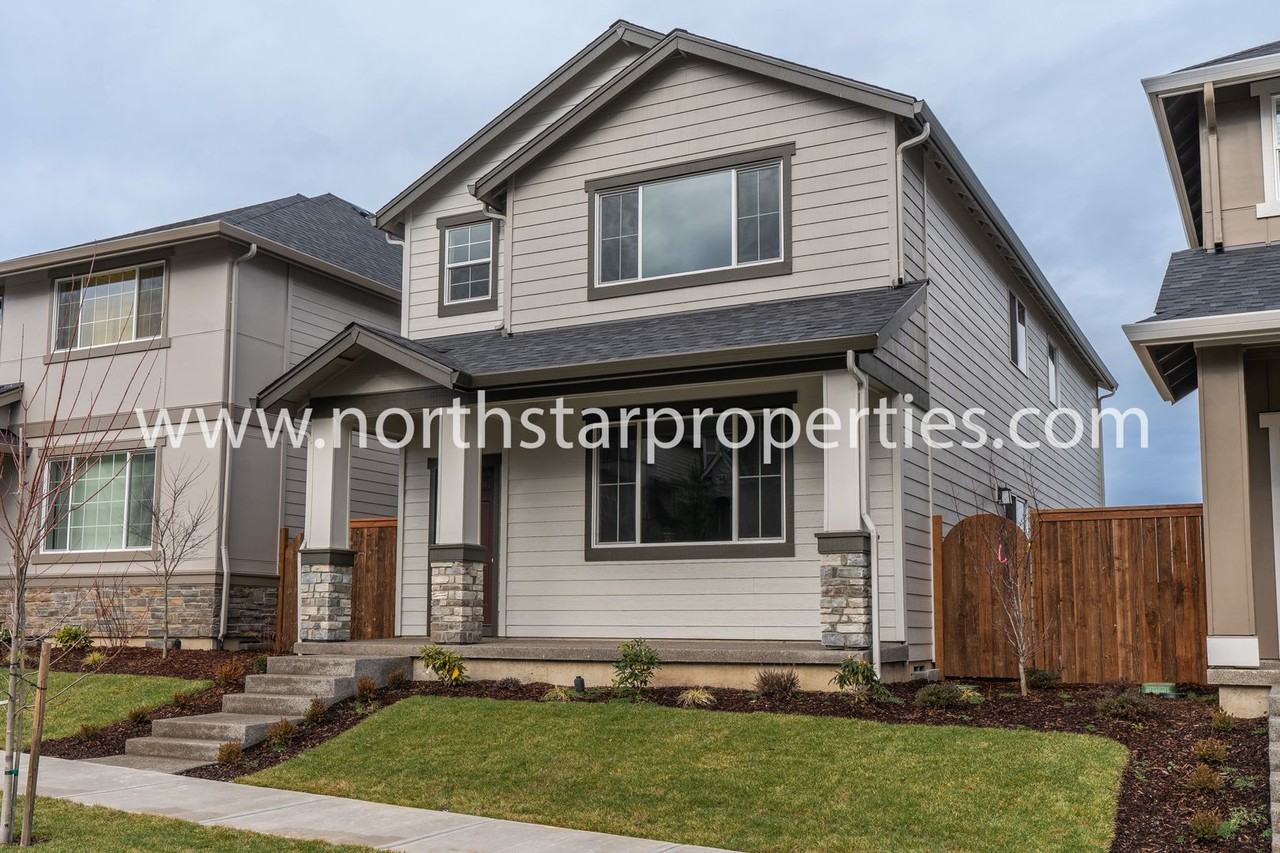 11003 Southwest Stockholm Drive - Photo 2 of 27