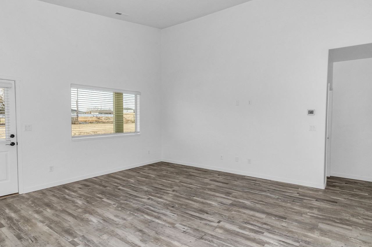 387 Hidden River Drive - Photo 6 of 30