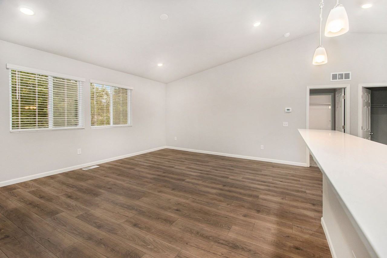 11125 Farmway Drive - Photo 3 of 26