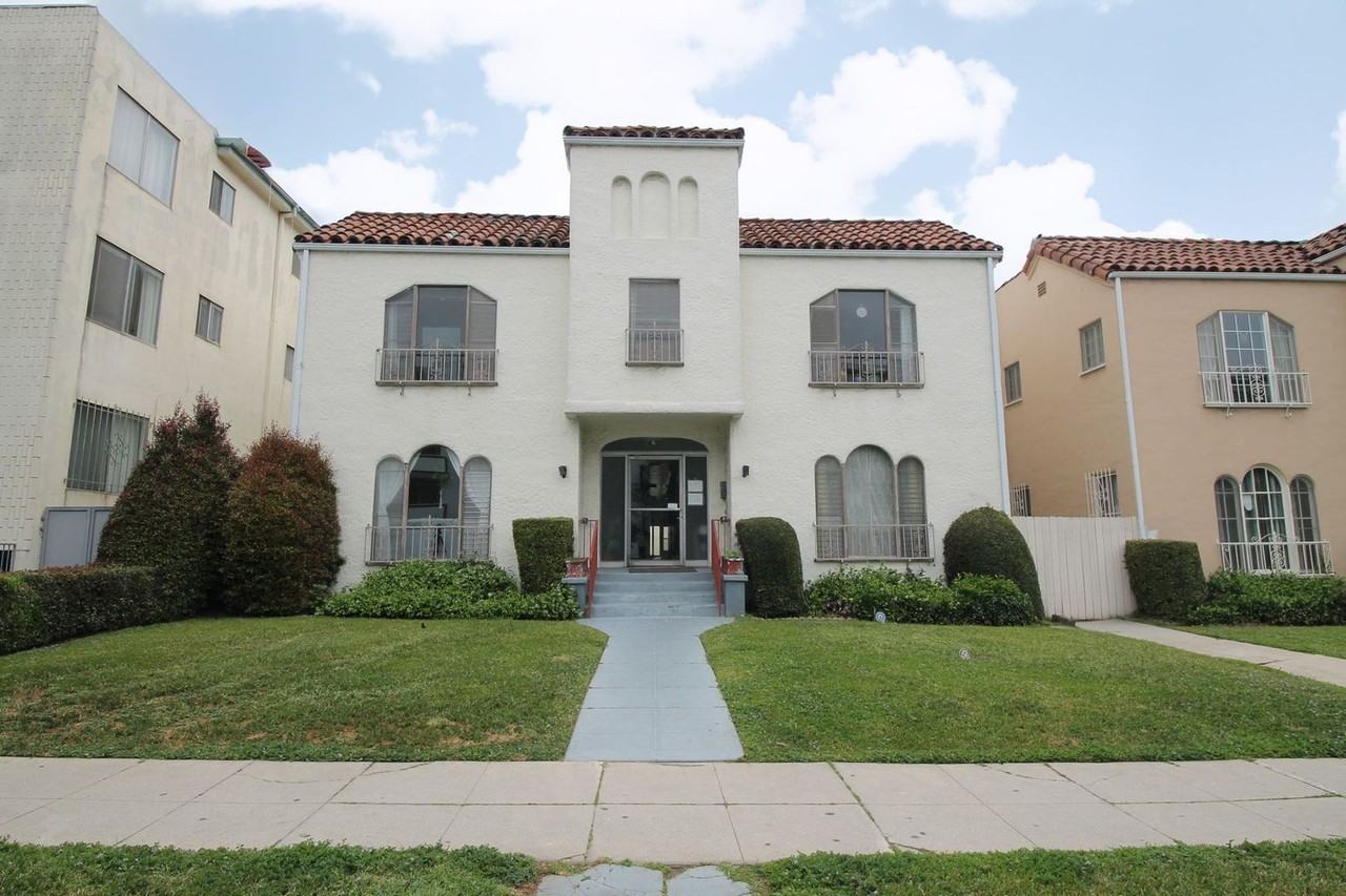 422 N. Hayworth Ave. - Photo 6 of 16