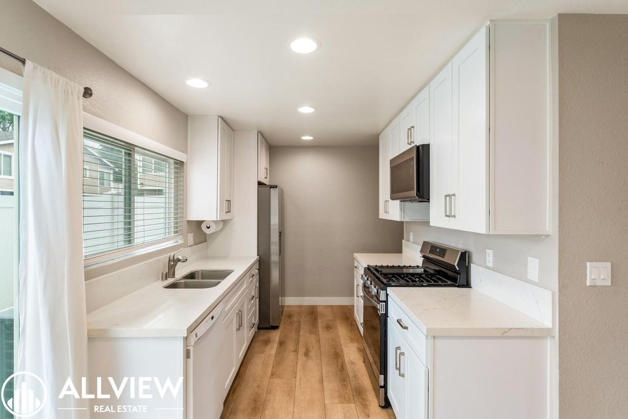 8455 El Arroyo Drive #18 - Photo 7 of 26