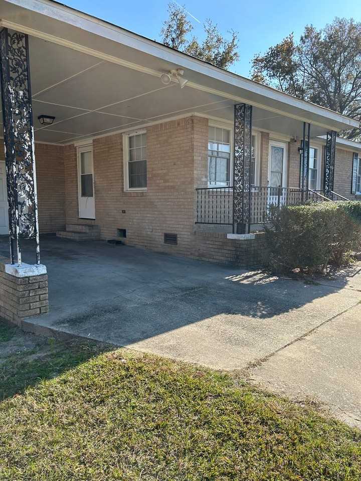 1892 South Briarcliff Drive - Photo 2 of 13