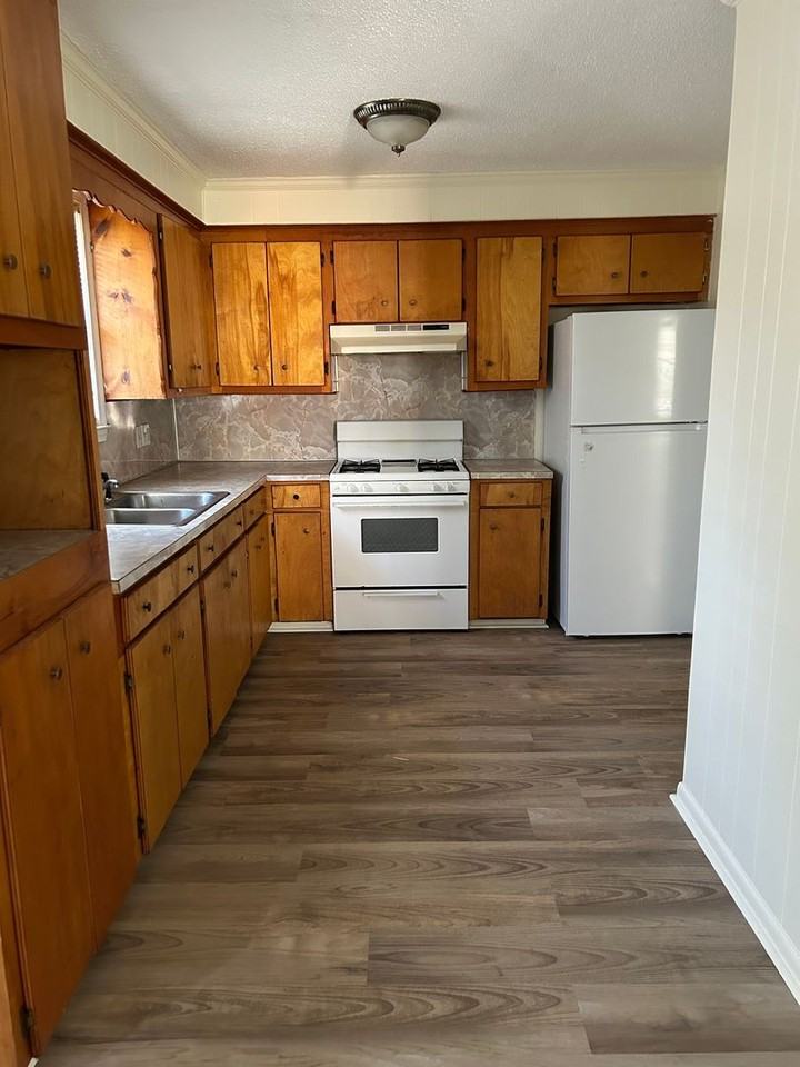 1892 South Briarcliff Drive - Photo 5 of 13