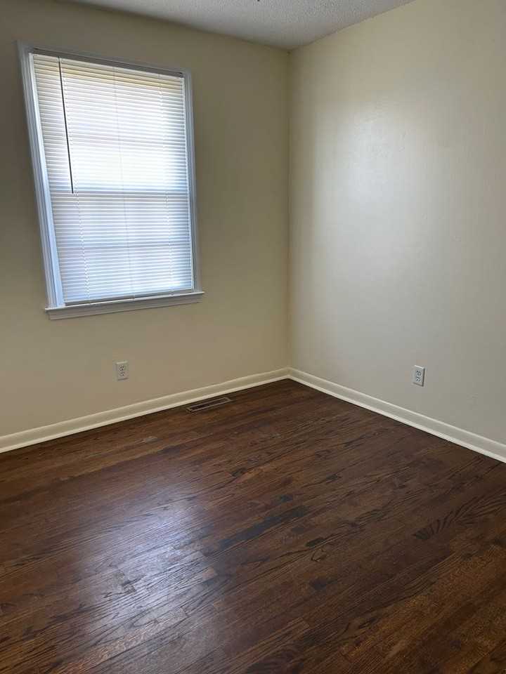 1892 South Briarcliff Drive - Photo 7 of 13