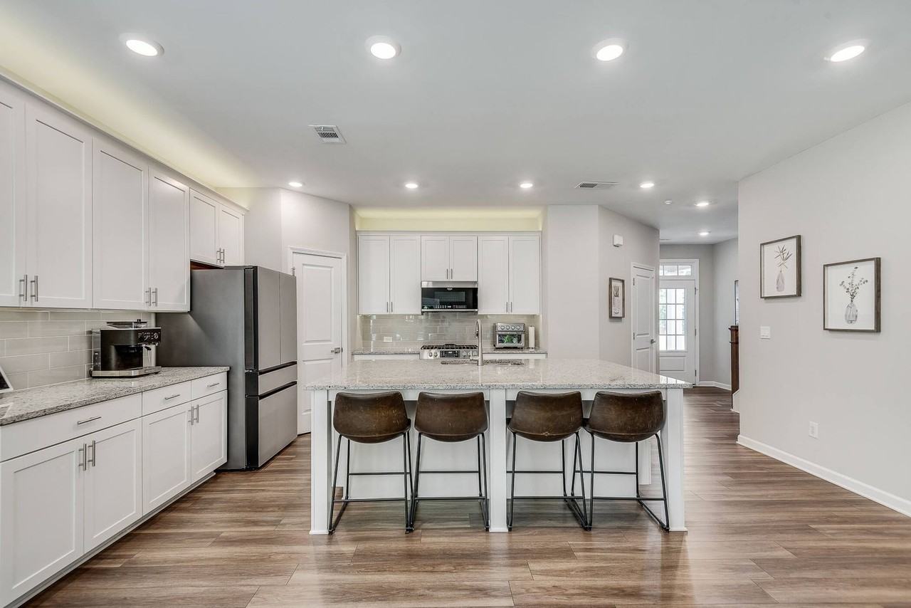 3436 Vicar Lane - Photo 2 of 49