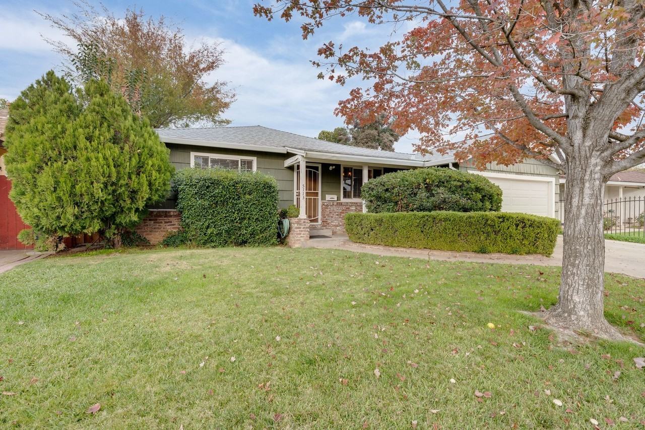 5113 Sitton Way - Photo 2 of 39