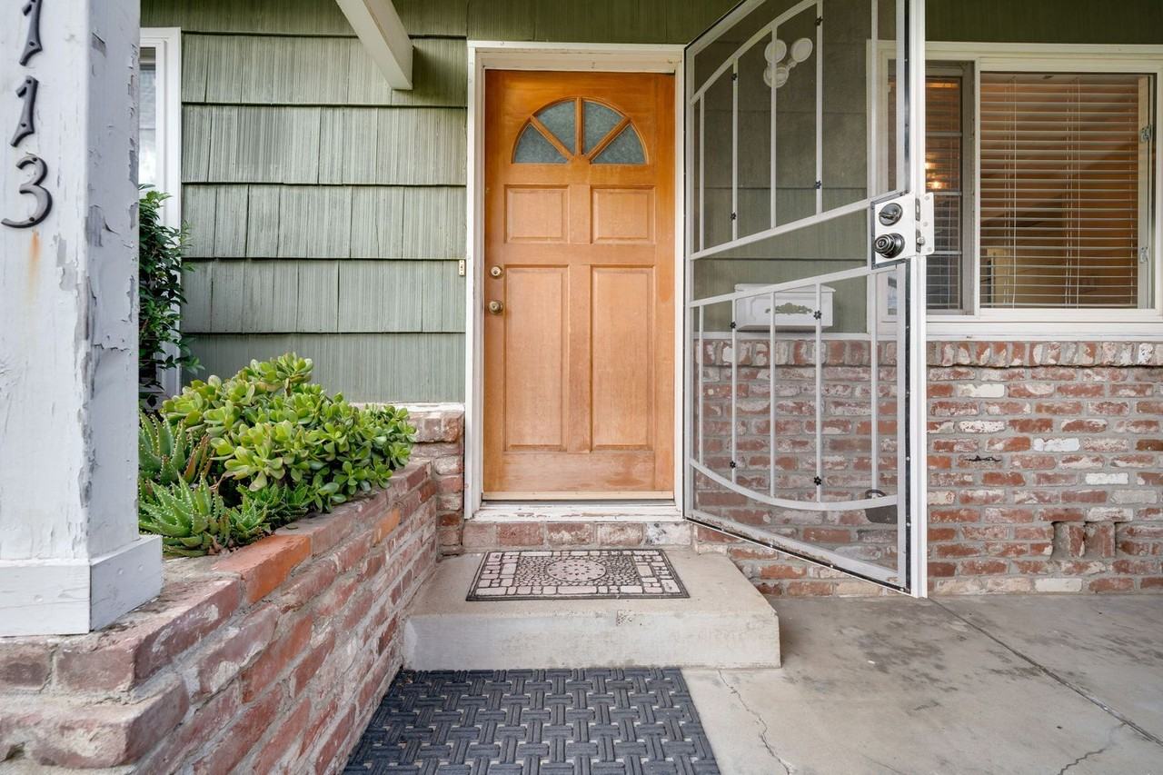 5113 Sitton Way - Photo 4 of 39