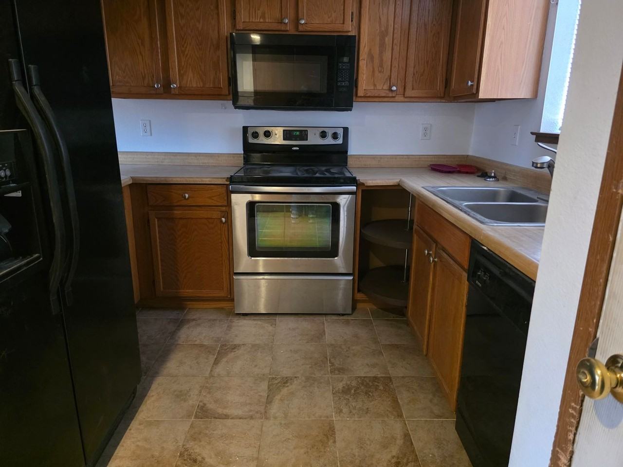 3114 N Truckee Ln - Photo 4 of 12