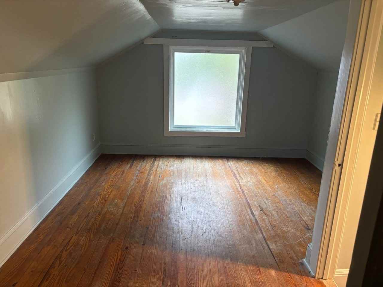 1601 Wilson Lee Boulevard - Photo 2 of 10