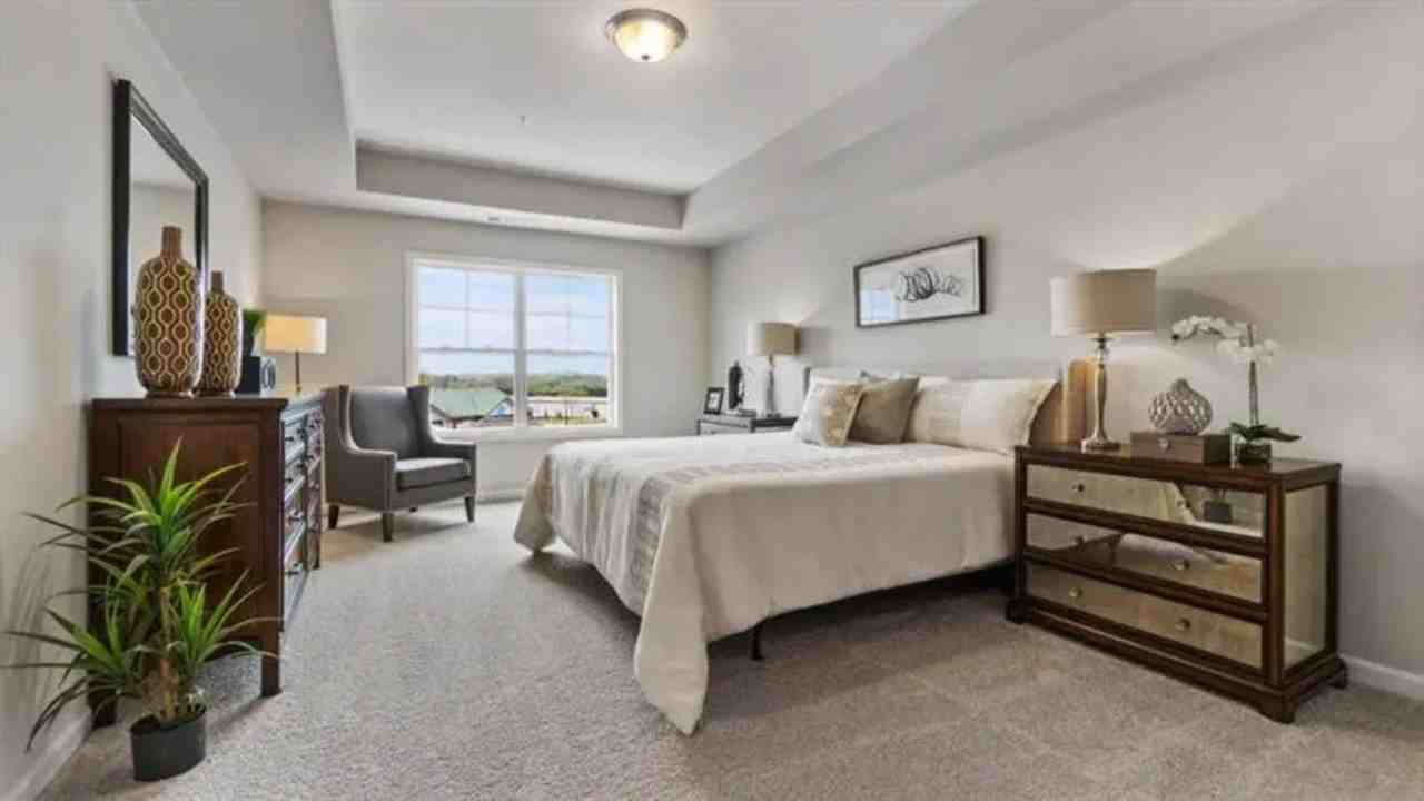 72 Hughes Place Dr - Photo 3 of 13